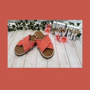 Caslon “Paxton” Coral Frayed Strap Slide Sandals - Size 6M